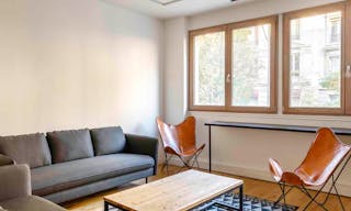 Location bureau Paris 18 : espace cl�-en-main pouvant accueillir jusqu?� 45 postes sur une superficie de 230m2 - Image 2