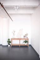 DTLA open space with Rattan Daybed Decor 1,150sf - Image 6