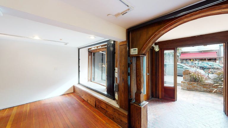 Street level Retail space with ample foot traffic - Image 1