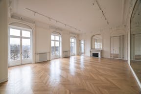 Un luxueux appartement en face du jardin des tuilerie - Image 4