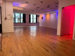 Entire Floor in SOHO with 2 extra rooms! - Image 13