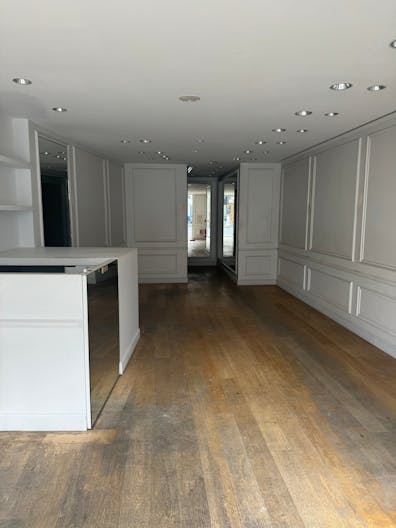 Flagship Avenue des Ternes - Image 3