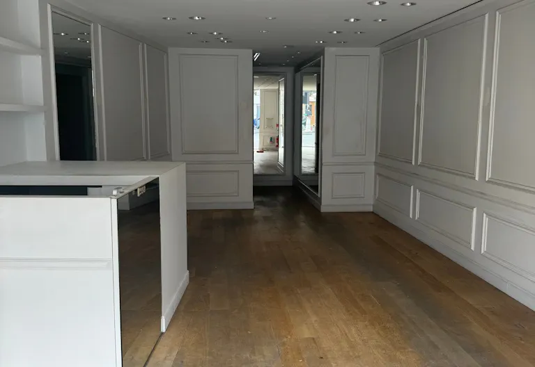 Flagship Avenue des Ternes - Image 3