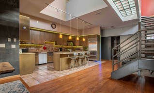 Artsy & Homey Wicker Park Loft - Image 4