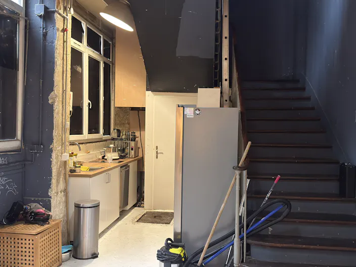 Grand studio créatif de 130 m²  — Paris 10ᵉ - Image 1