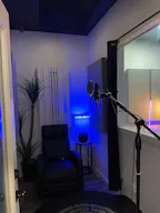 Modern Outer Space Premium Hollywood Multi-Purpose Creative Studio - Image 8