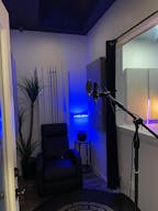 Modern Outer Space Premium Hollywood Multi-Purpose Creative Studio - Image 8