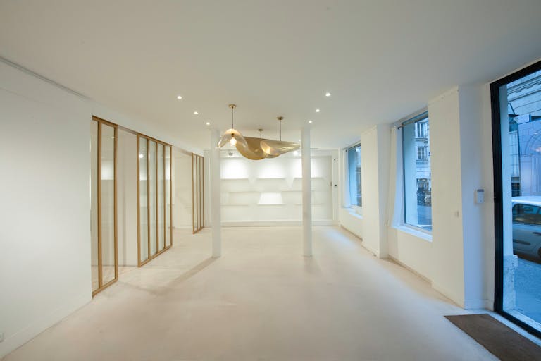 Paris 1er (Tuileries) - Espace pour Pop Up - Galerie (140 m2 + Sous sol 35 m2) - Image 3
