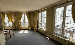 Butte Montmartre - excellente visibilté et flux de passants constant - entre 20 et 150 m2 - Image 8