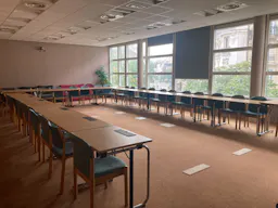 Salle Las Vergnas de 96m²  - Image 0