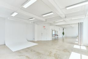 16AB Manhattan Event/Showroom retail rental space  - Image 4