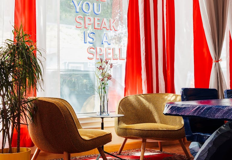 *New* Vibrant Silverlake Flex Space for Meetings, Workshops & Small Pop-Ups - Image 4