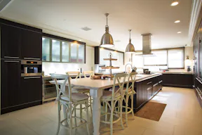 Beverly Hills Mansion Event Space - Image 9