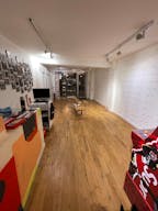 Boutique pop-up store dans le quartier Montorgueil - rue piétonne - Image 2