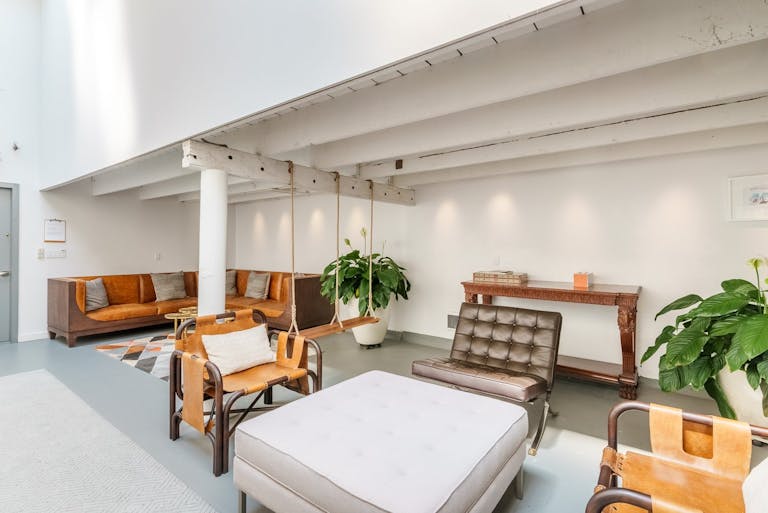 Tons of natural light! Soaring ceilings! Convenient Location! - Image 2