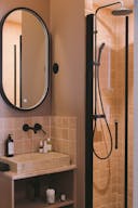 Volume unique dans h�tel particulier historique IXe ardt - Image 5