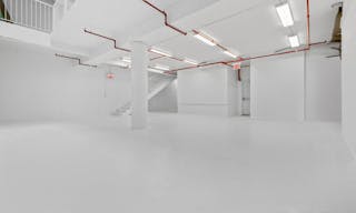 Storefront Whitebox Event Venue Photo Video Studio Art Gallery - Image 11