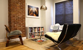 Minimalist mid-century modern lounge space and modern kitchen - Image 8