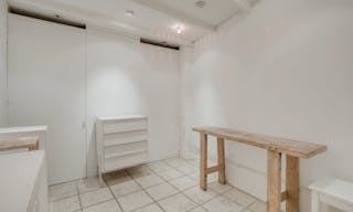 Pop up and accomodation space in Montmarte - Image 9