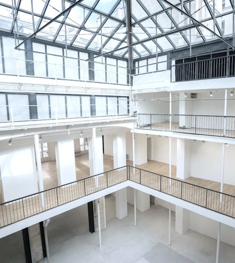 Space Temple/Beaubourg - Image 2