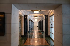 Elegant Retail Space at Historic Hotel Bristol - Image 26