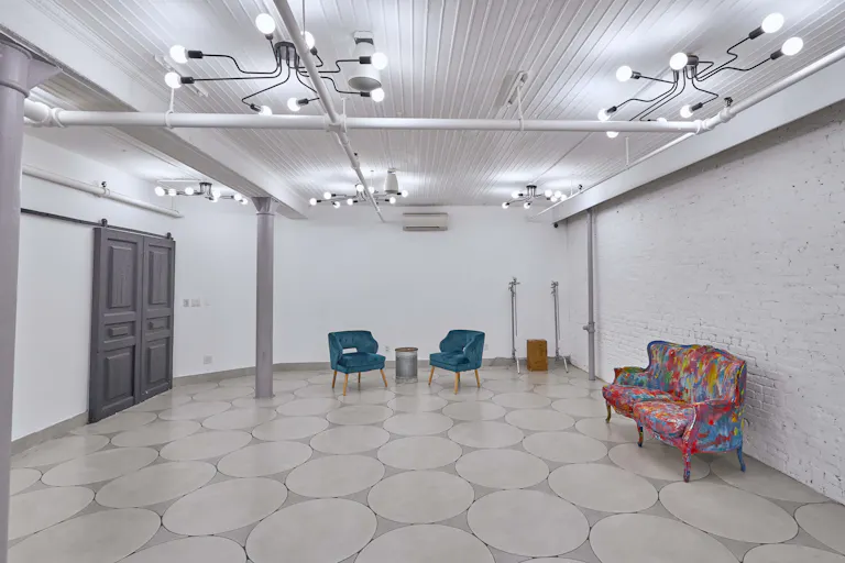 Minimal Studio for Creative Projects & Shoots – Lower East Side - Image 2