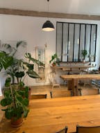 Atelier d'art esprit canut avec vitrine sur rue au coeur de la Croix-Rousse - Image 2