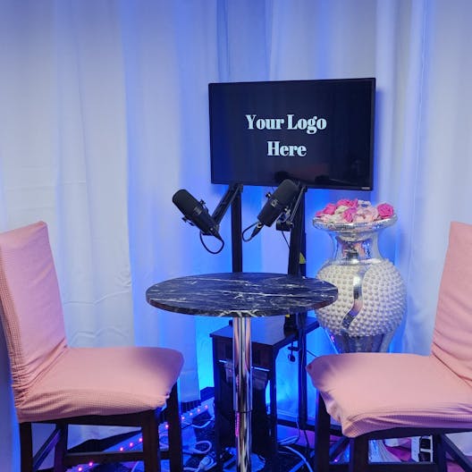 Podcast studio near the harbors - Image 2