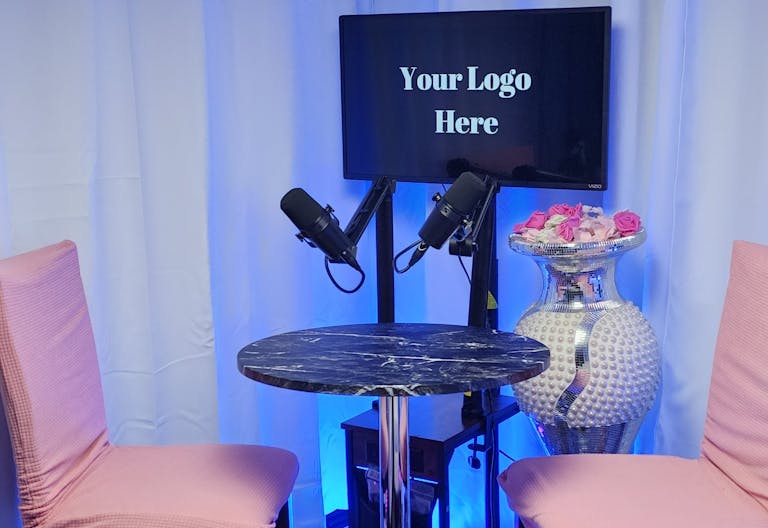 Podcast studio near the harbors - Image 2