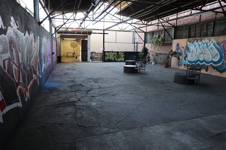 Industrial Creative Studio w/ Vehicle Access ? DTLA - Image 2