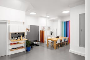 120m2 shooting studio in the heart of Paris - Image 2