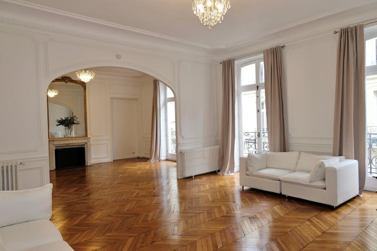 Sublime appartement haussmanien au coeur du 8�me arrondissement - Image 0