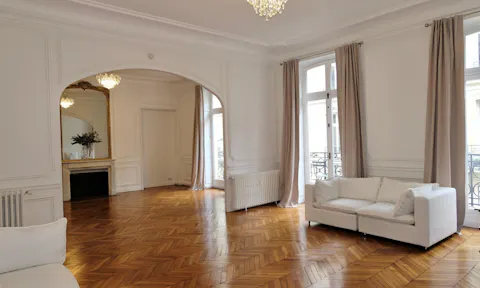 Sublime appartement haussmanien au coeur du 8ème arrondissement - Image 0