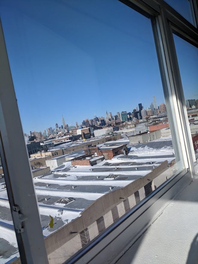 Chic Manhattan Studio Space - Image 2