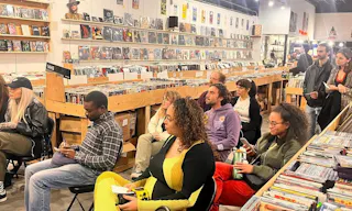 Store Stage at Nivessa Hollywood (store remains open) - Image 52