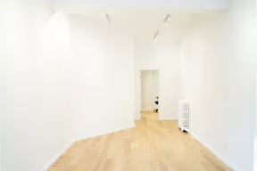 Boutique-Block Showroom Space in Nolita, New York - Image 3