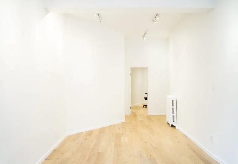 Boutique-Block Showroom Space in Nolita, New York - Image 3