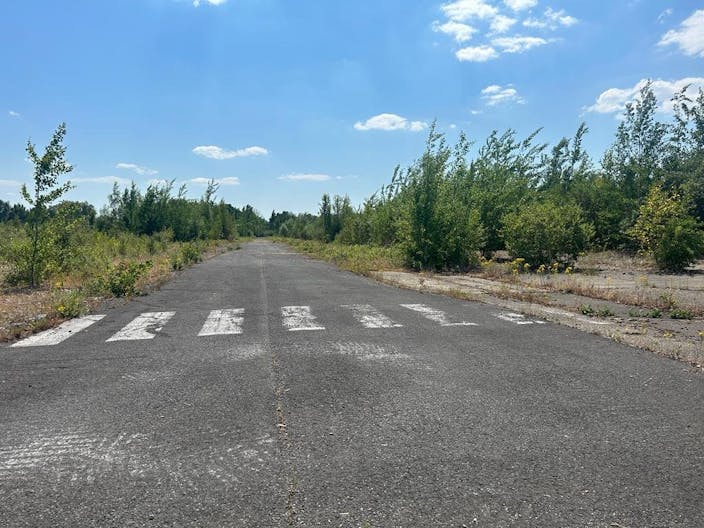 D�cor/Lieu de tournage: Routes Priv�es - Image 2