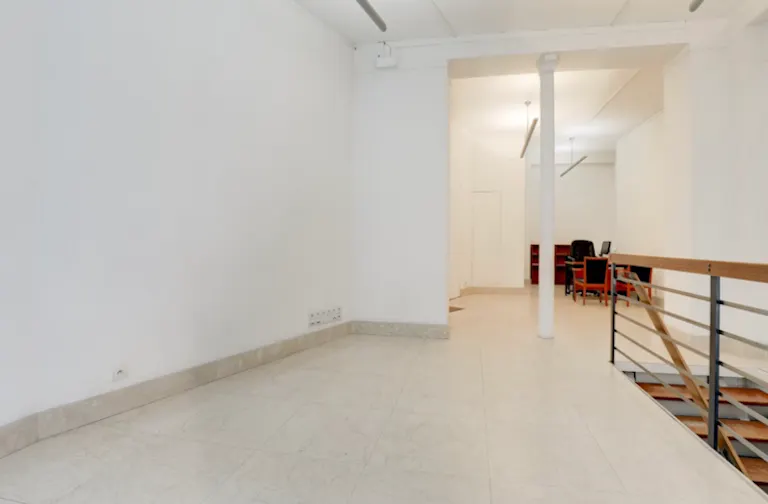 Saint-Honoré Pop Up Boutique - 1er arrondissement - Image 3