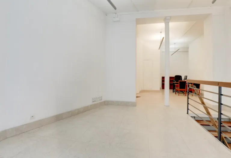 Saint-Honoré Pop Up Boutique - 1er arrondissement - Image 3