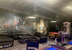 Bar & Lounge with an Industrial Atmosphere - Image 27