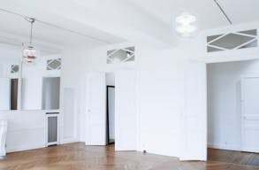 Showroom in Le Marais - Place des Vosges - Ideal Fashion Week - Image 1