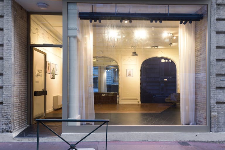 Chic Boutique in Toulouse - Image 0