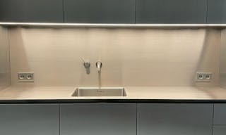 Atypical design gallery & shooting space in the Marais - Image 21