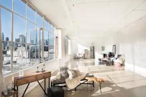 DTLA Skyline View Studio in Fashion District - Image 0
