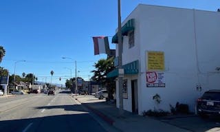 Local Hair Salon for rent (Beauty, Nails, & Private Rooms) - Image 9