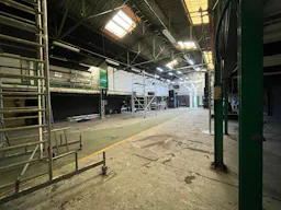 Ancien Atelier de 3000m2 vers La Défense - Image 4