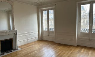 Apartment Showroom in Saint-Germain - Image 12