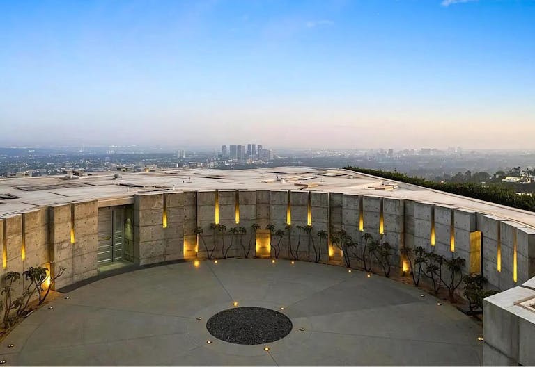 The Bondstone Beverly Hills - Image 3