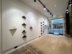 Central Marais pop up space - Image 3
